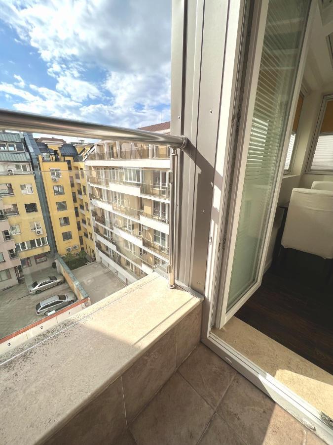 Unique Luxurious Jacuzzi Penthouse Duplex In City Center! 2 Baths! Free Parking! Sofía Exterior foto